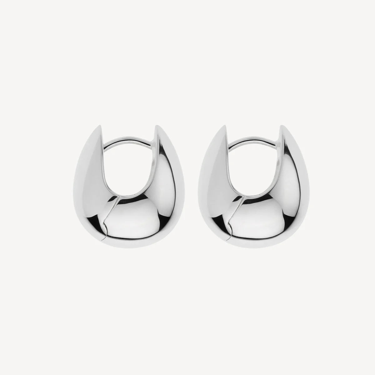 Najo Mode Huggie Earrings #
