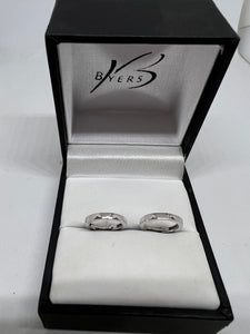 9ct White Gold Sleepers #