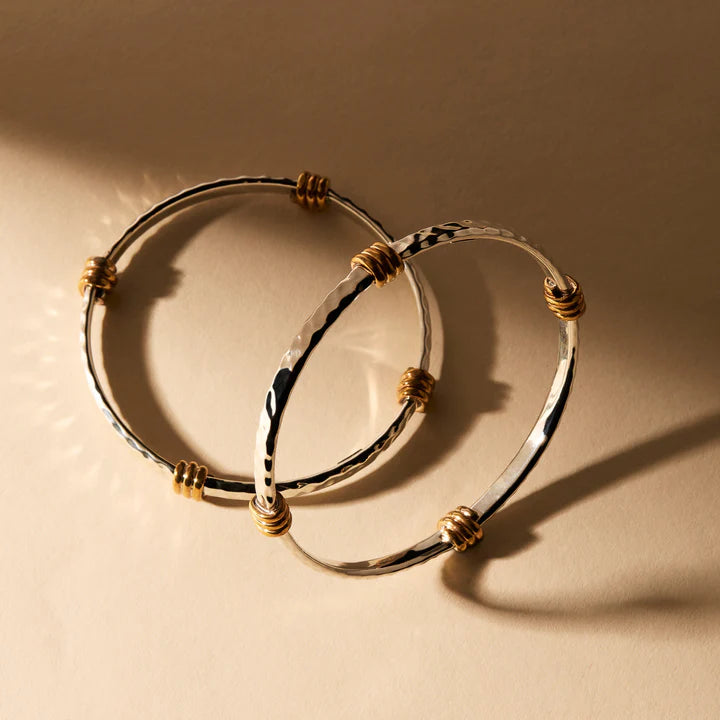 Najo Tumbaga Amarres Bangle # 24902