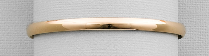 9ct Yellow Gold Sharp Oval Bangle #24190