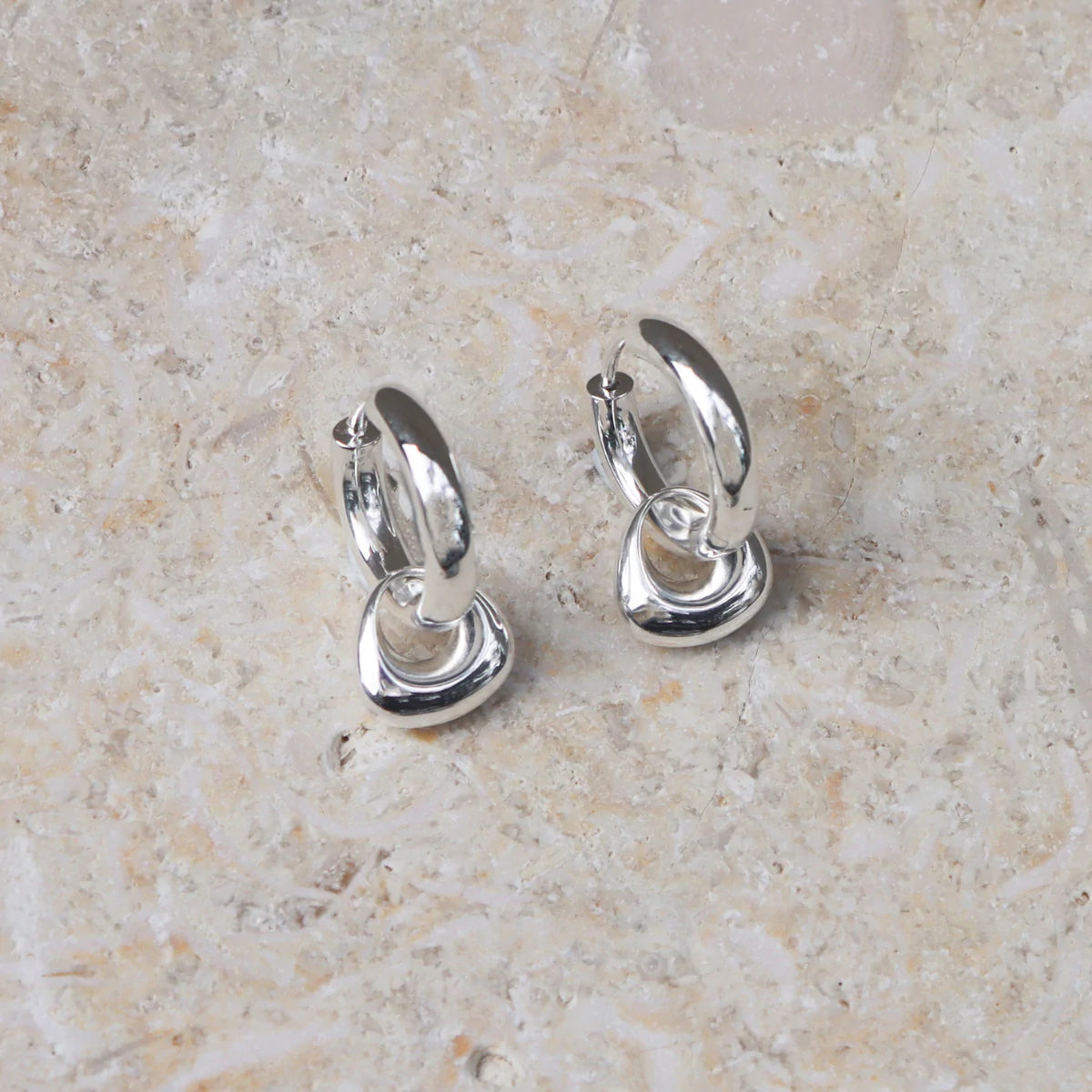 Najo Cyclops Earrings #23084