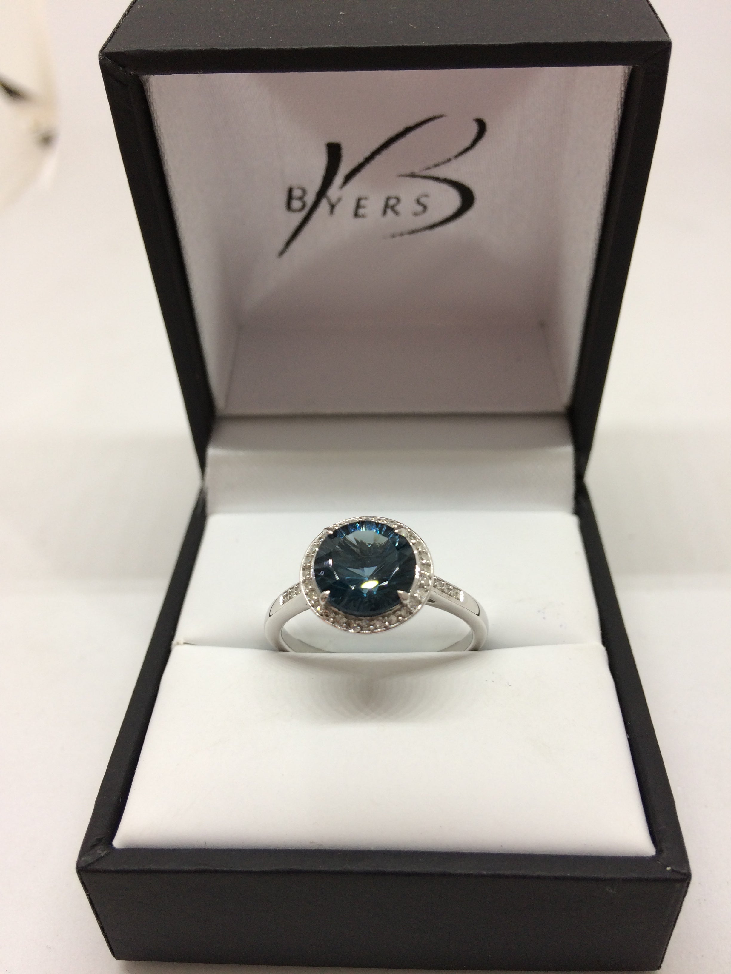 9ct White Gold London Blue Topaz and Diamond Cluster Dress Ring #