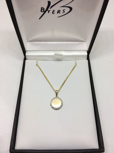 9k Yellow Gold Disc with Small Diamonds around the Edge #22188