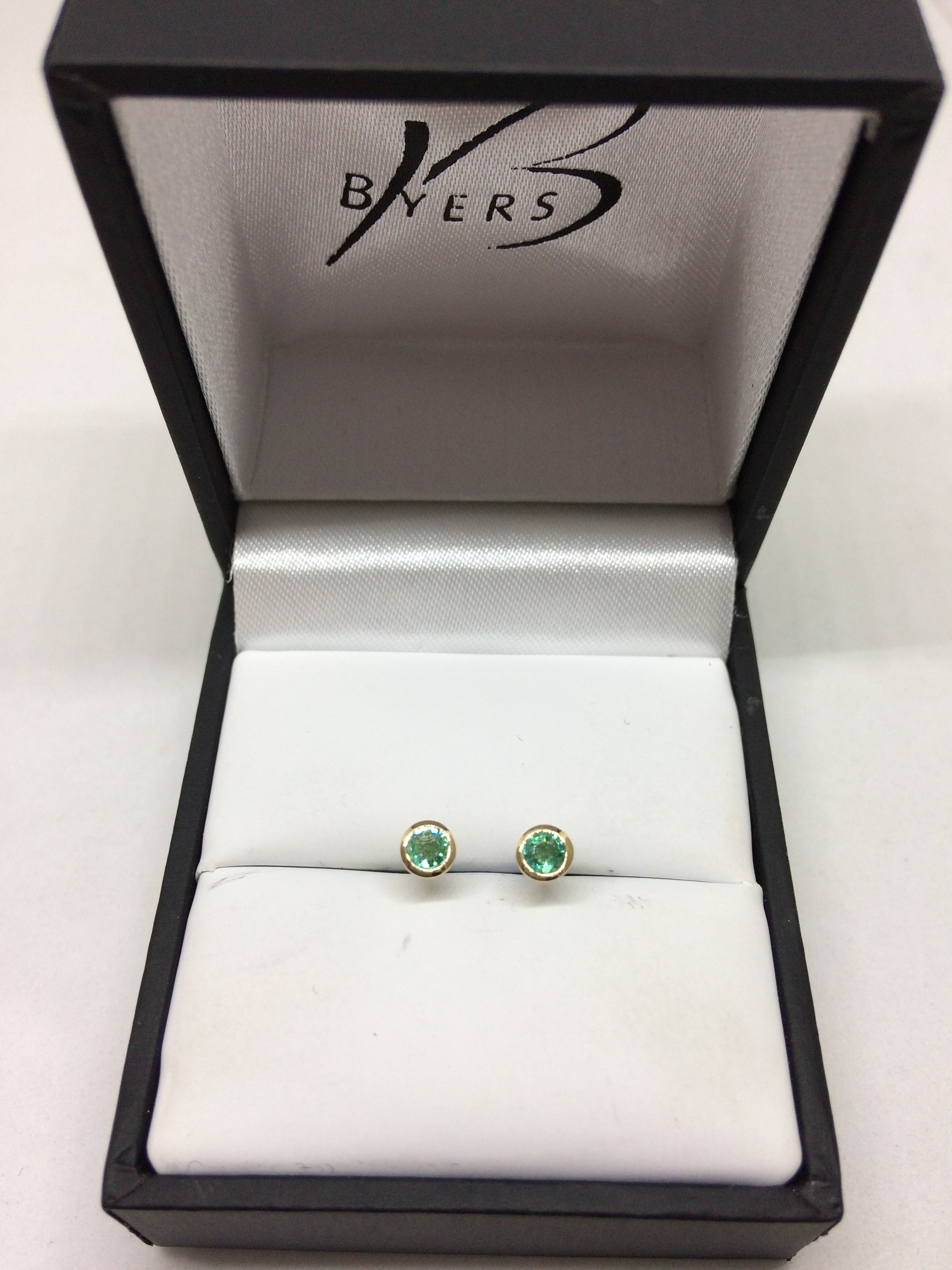 9ct Yellow Gold Emerald Rub Over Stud Earrings #