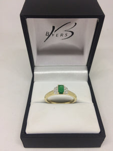 9ct Yellow Gold Emerald Dress Ring #
