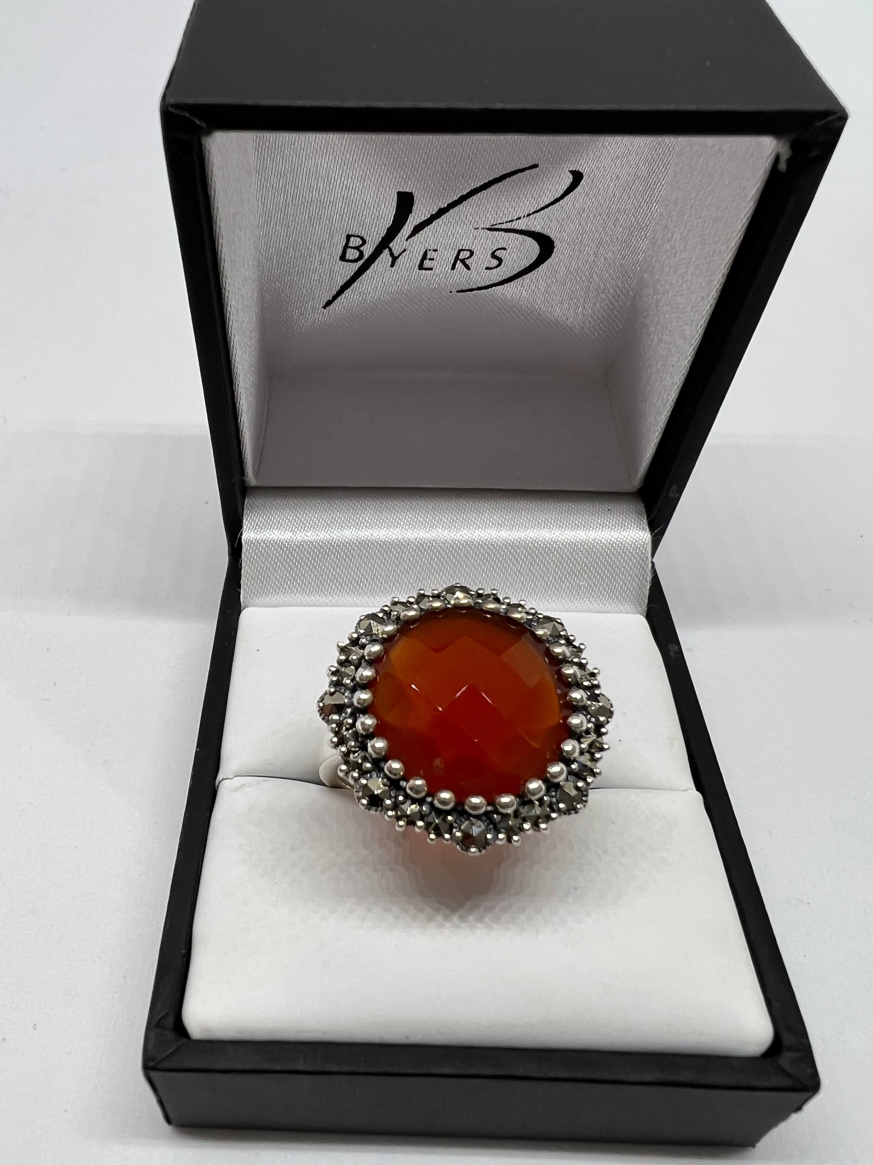 Sterling Silver Antique Style Round Carnelian with Marcasite Ring #22873