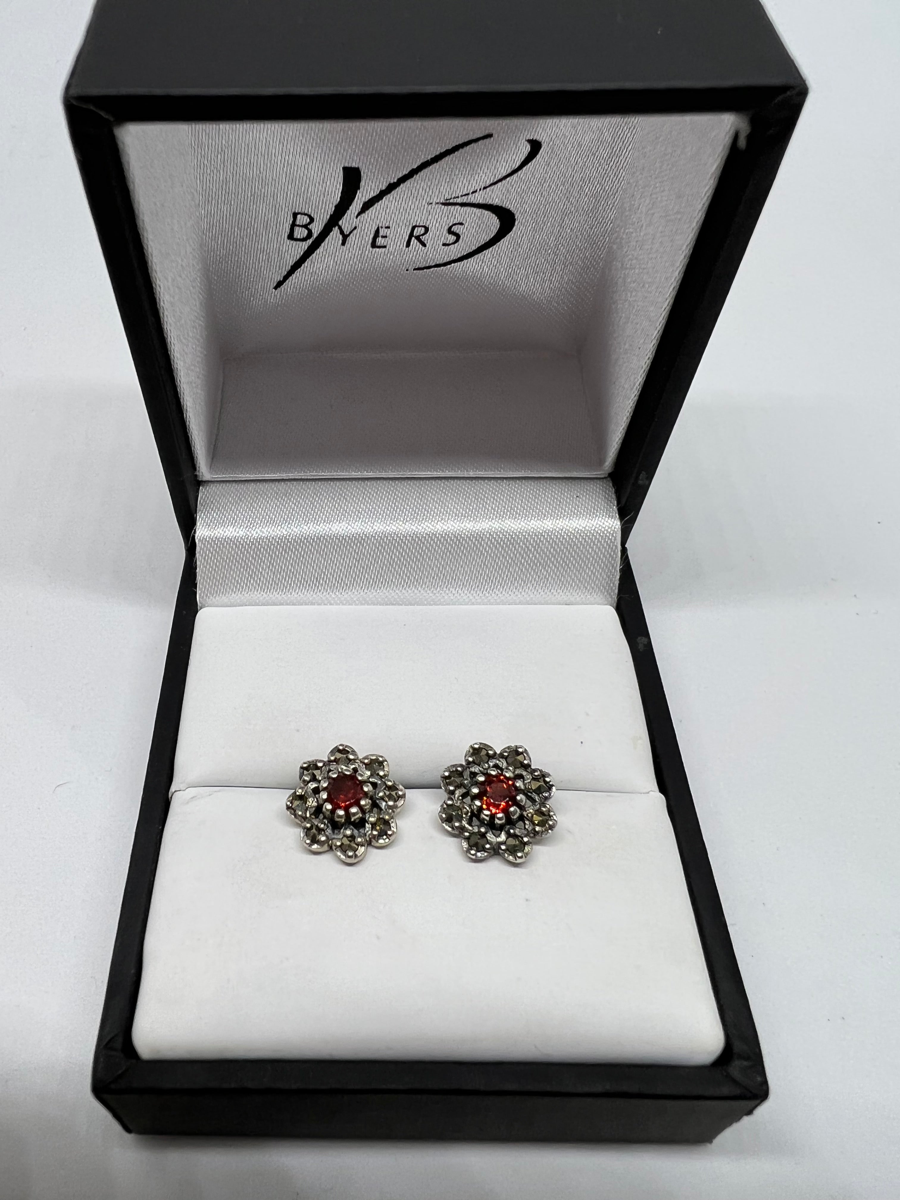 Sterling Silver Antique Round Garnet & Marcasite Around the Edge Earrings #