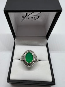 Sterling Silver Antique Style Oval Green Agate & Marcasite's Ring #
